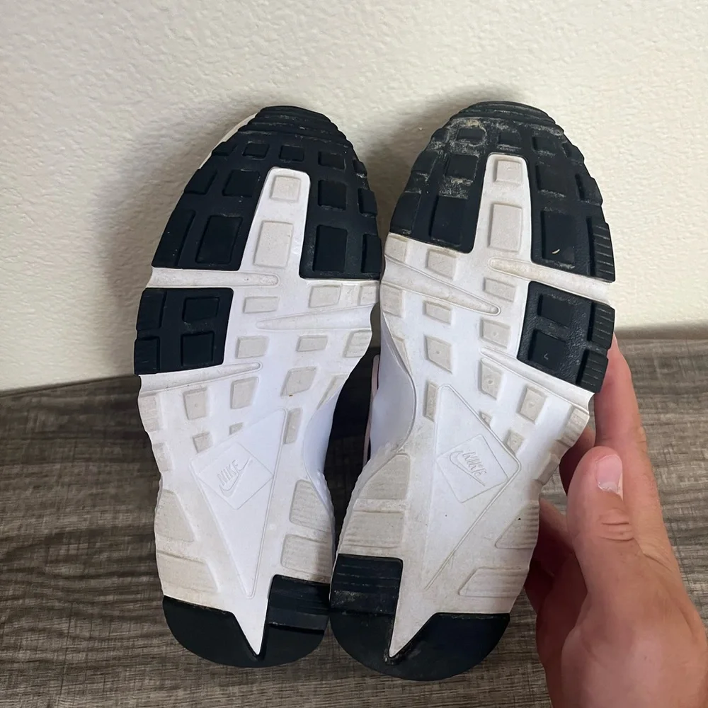 Nike Boys Air Huarache‎ Run 654275-115 White Running Sneakers - Sz 4Y Pre-Owned